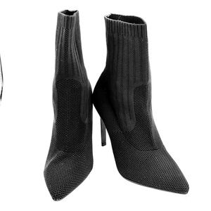 Steve Madden Black Knit Sock Booties Pointed Toe Stiletto Heel Size 8 NEW